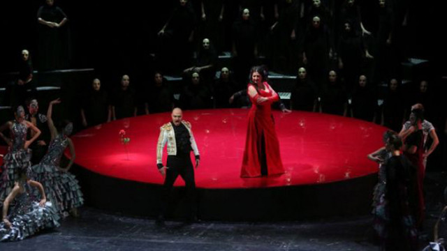 Надя Кръстева в операта „Кармен“ по БНТ 2